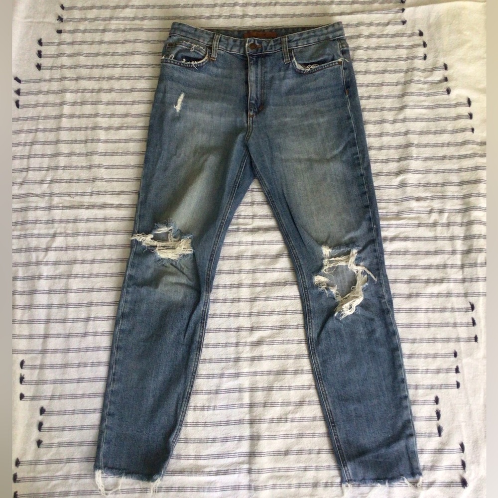 Joe’s Jeans “The Debbie high rise straight ankle SIZE 28